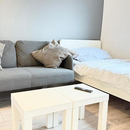Apartments Im Herzen Von Neumuenster Innenstadt & Hbf Fusslaeufig, Mit Privatparkplatz 외부 사진