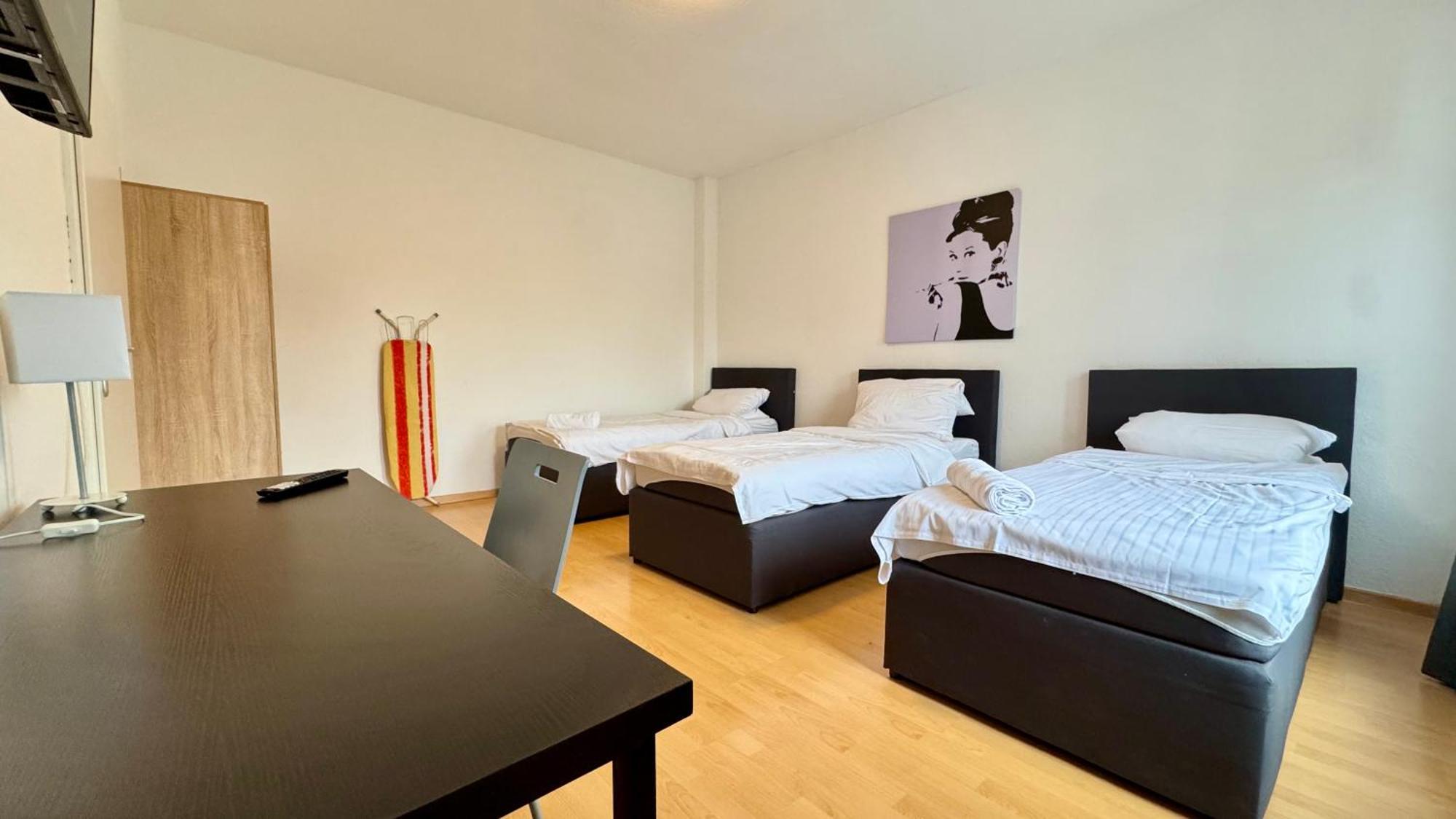 Apartments Im Herzen Von Neumuenster Innenstadt & Hbf Fusslaeufig, Mit Privatparkplatz 외부 사진