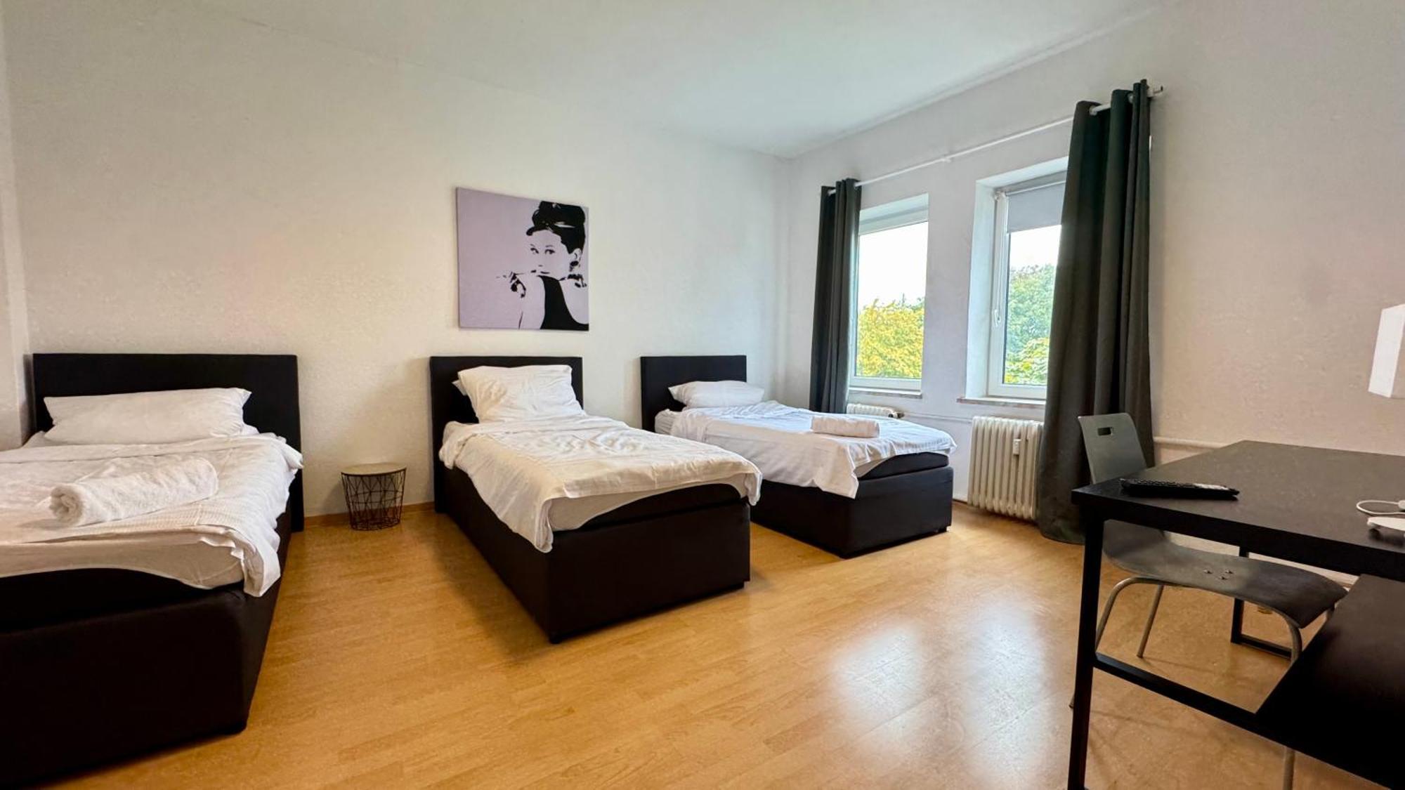 Apartments Im Herzen Von Neumuenster Innenstadt & Hbf Fusslaeufig, Mit Privatparkplatz 외부 사진