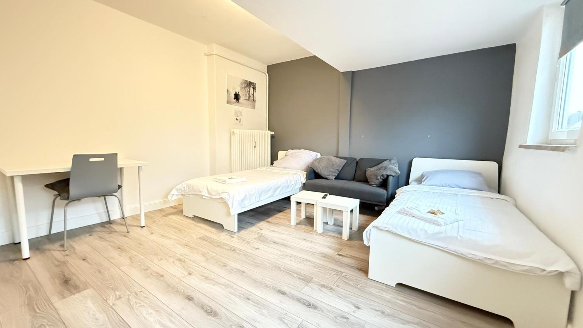 Apartments Im Herzen Von Neumuenster Innenstadt & Hbf Fusslaeufig, Mit Privatparkplatz 외부 사진